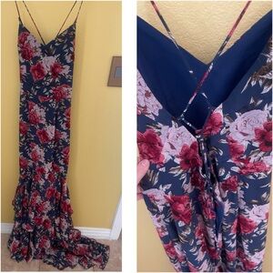 Floral mermaid dress with slit